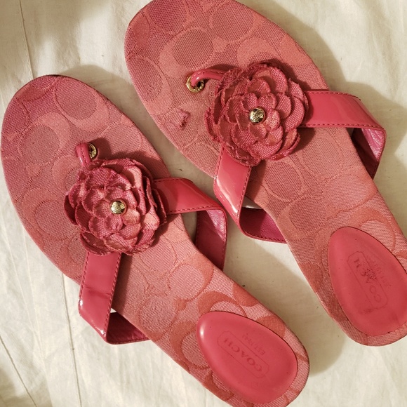 Coach slippers - Picture 1 of 6